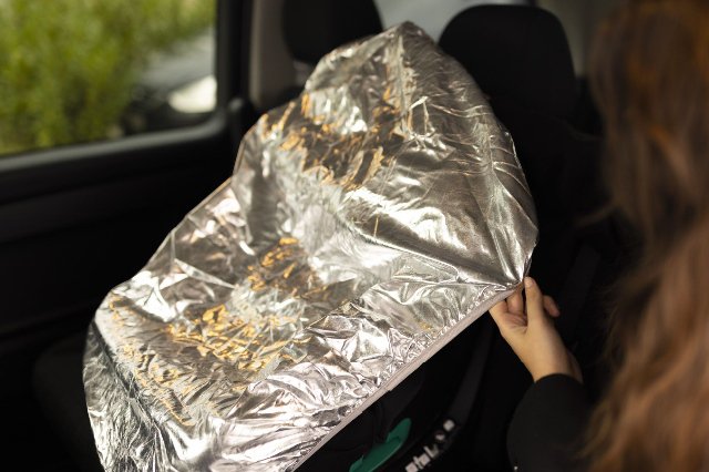 Ochrana autosedačky proti slunci Silver