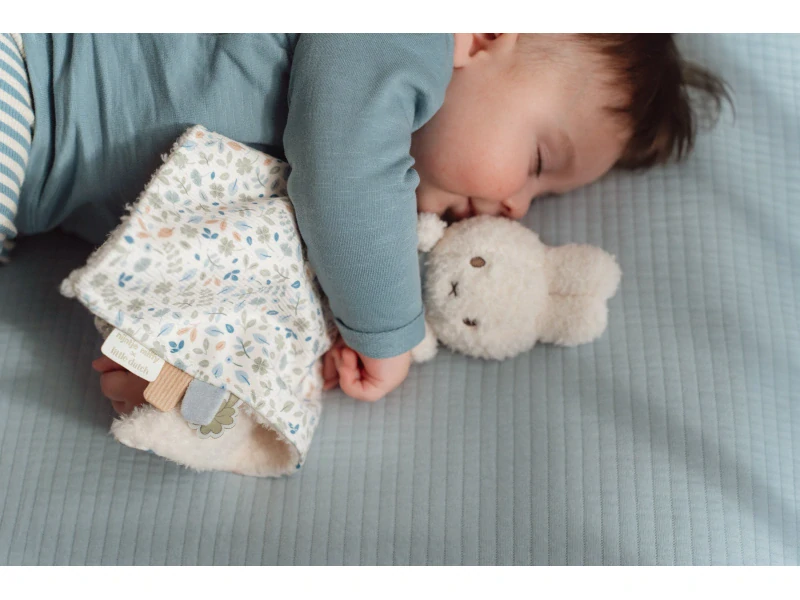 Little Dutch Muchláček králíček Miffy Lucky Leaves